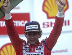 168极速赛车：车神塞纳离世30周年！F1官网发文悼念，生前爱车将展出！